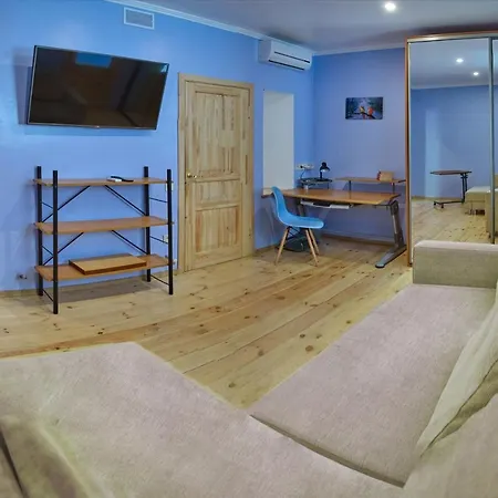 Comfort House Aparthotel *